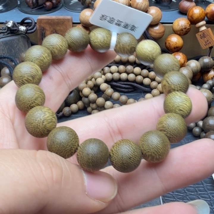 沉香沉香碎屑1.2沉水海南莺歌绿奇