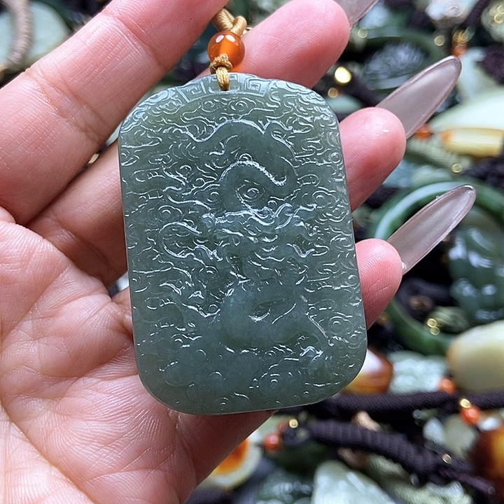 和田玉颈饰未镶嵌双面