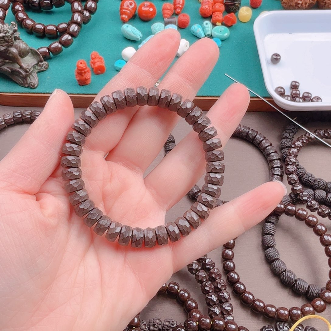 椰蒂手串沈*戎9*5无相手串