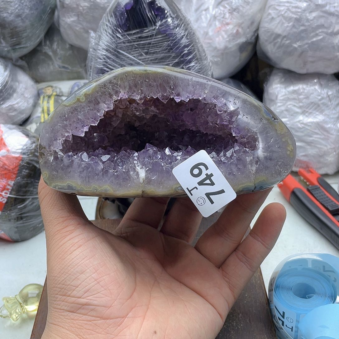 紫晶大型摆件（非配饰）未镶嵌