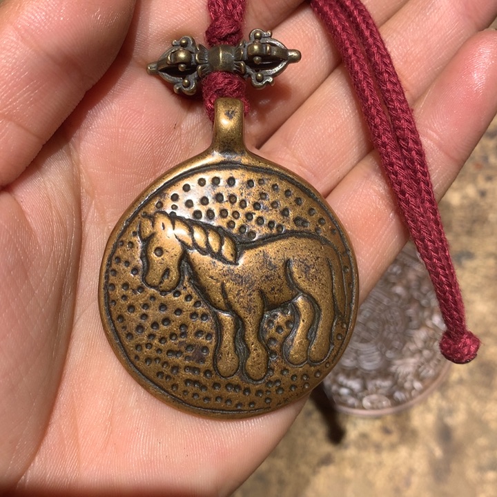 琉璃颈饰喜欢的朋友