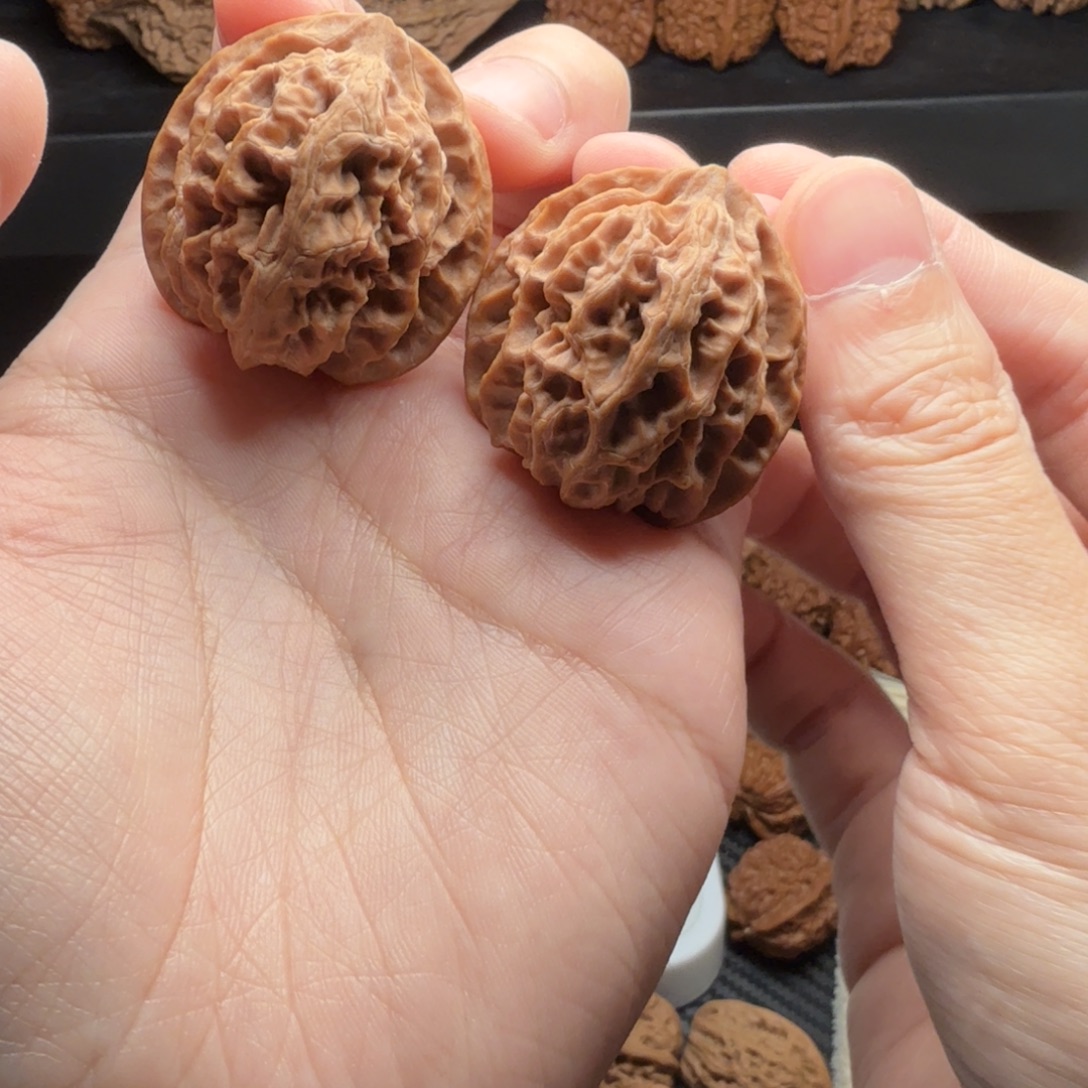 文玩核桃把件苹果园36