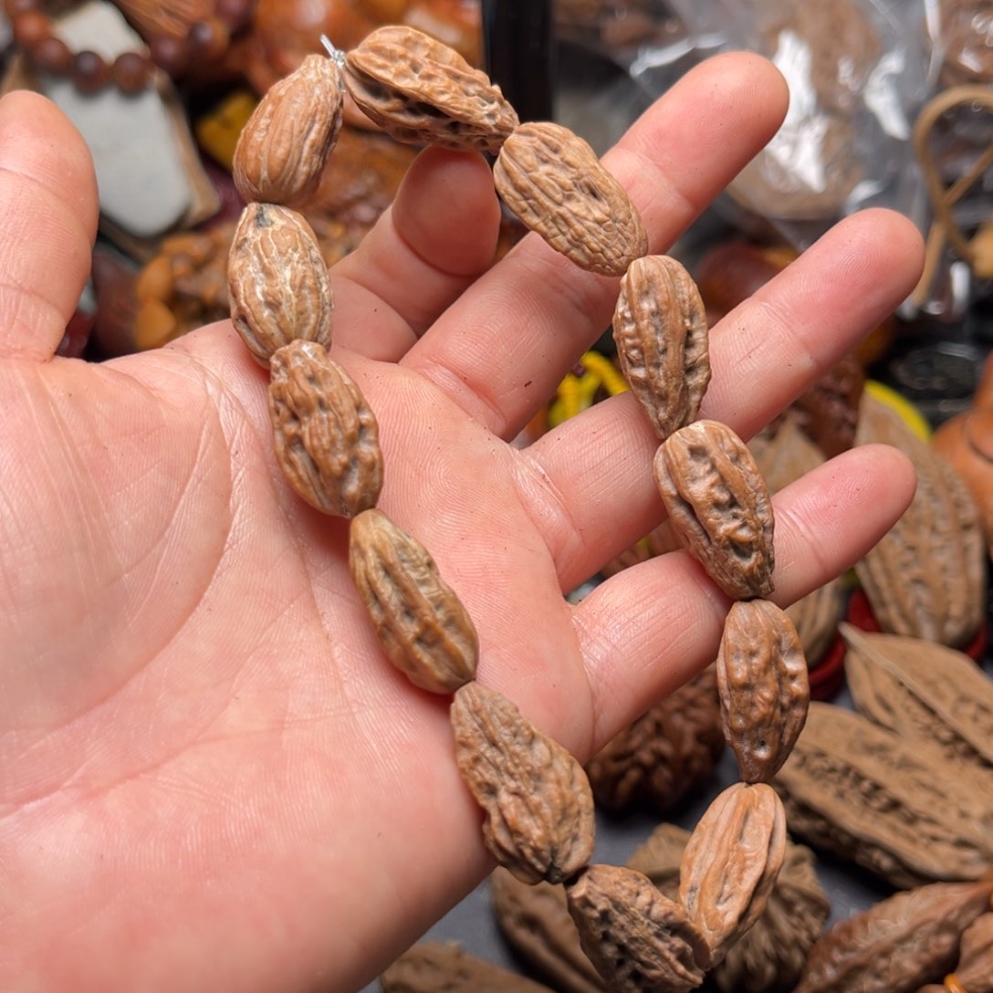 吊坠文玩核桃瑕疵21