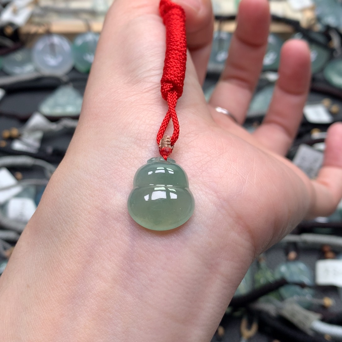 翡翠颈饰未镶嵌00000000000