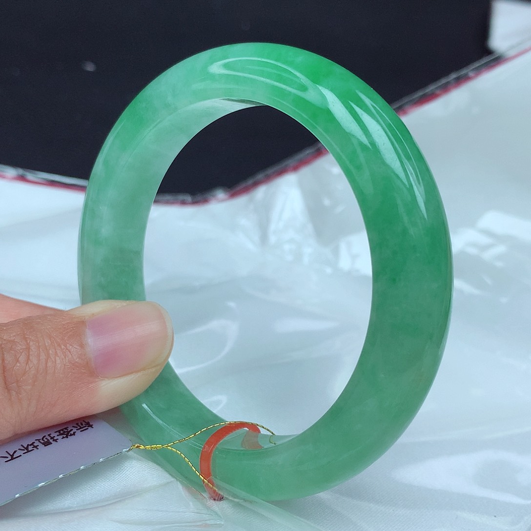 翡翠未镶嵌手镯54圈4179