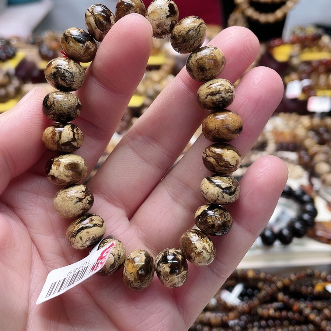 琥珀裸石未镶嵌十二