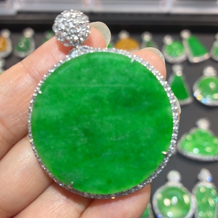 翡翠18K金镶嵌吊坠(不含链)翡翠