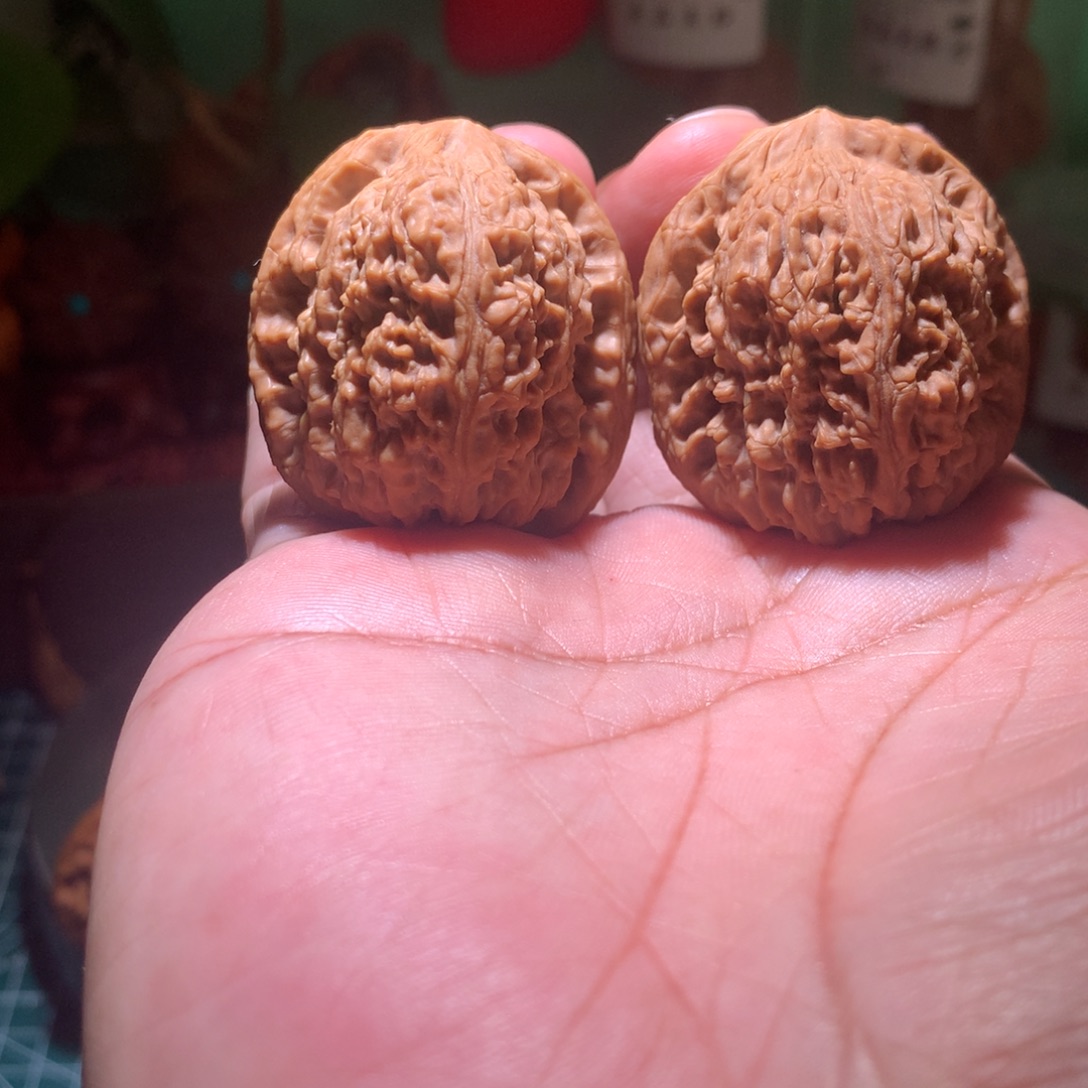 *****文玩核桃吊坠南疆石   38尺