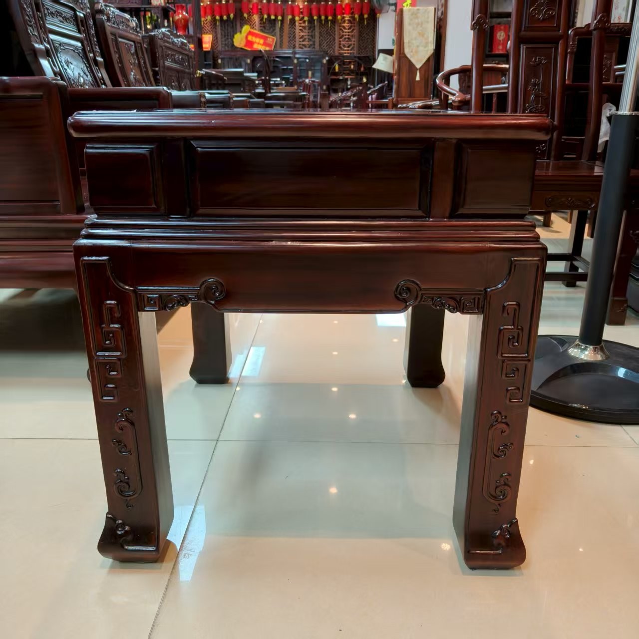 酸枝木  角几尺寸：62*54*60