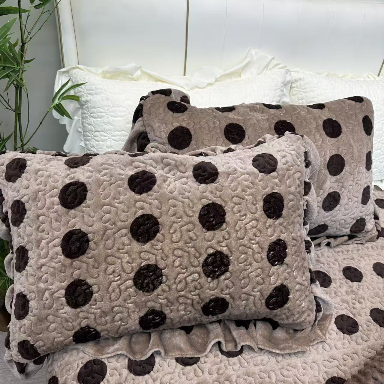 【RR荣荣】-波点咖啡-唐锦绒牛奶绒枕套48*74一对装