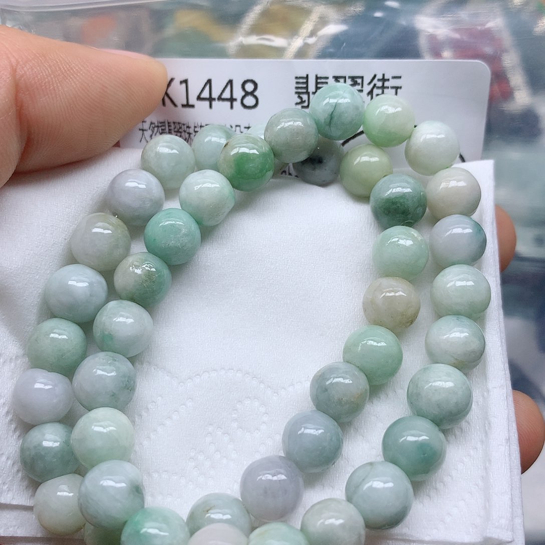 翡翠颈饰未镶嵌手串