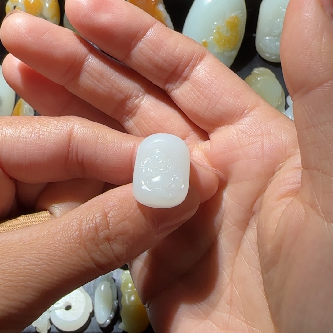 和田玉颈饰未镶嵌涛**o