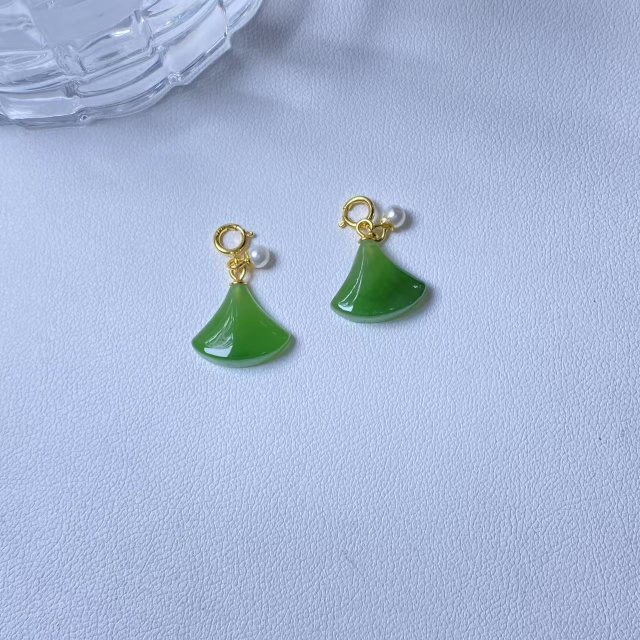 【逍遥】和田玉碧玉小裙子吊坠*061/08/多样性发/1件