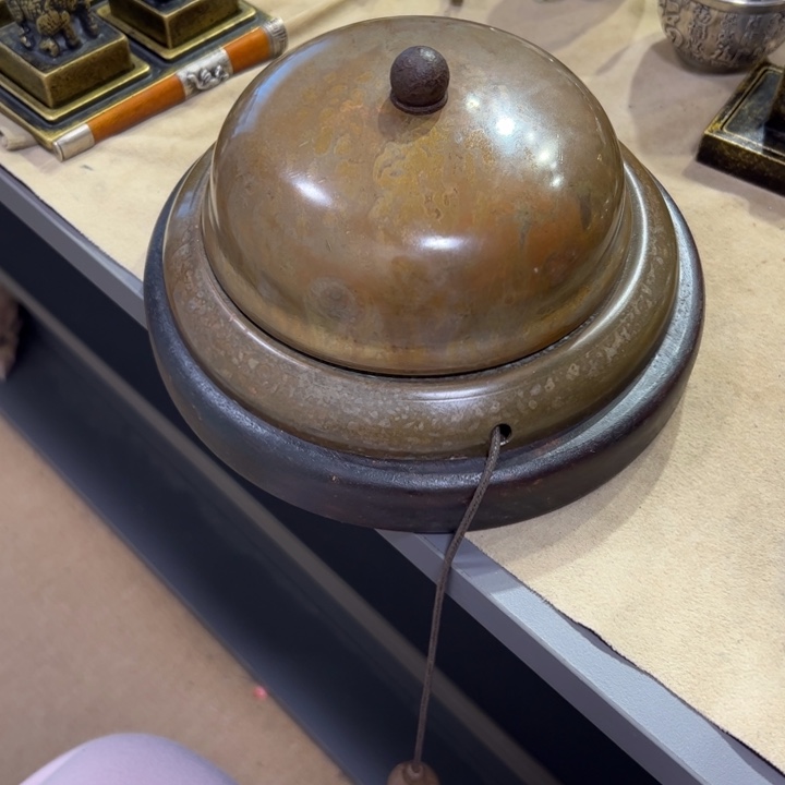 红***獭铜家居摆件创意家居