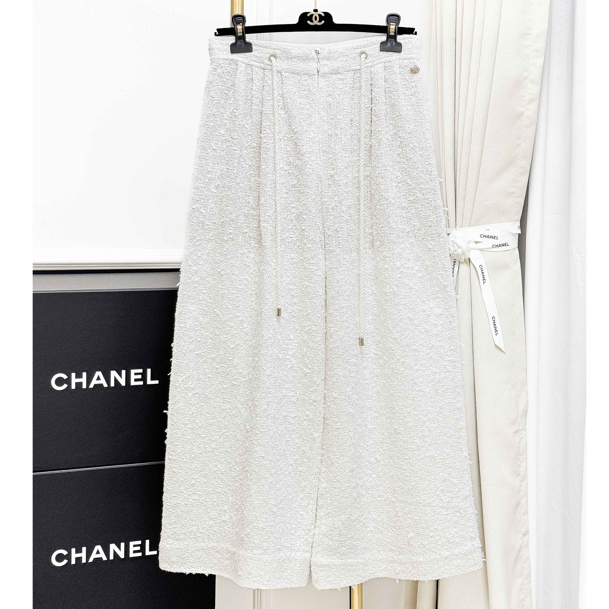 99新 Chanel/香奈儿  36码21P白色软呢抽绳阔腿裤（改动）