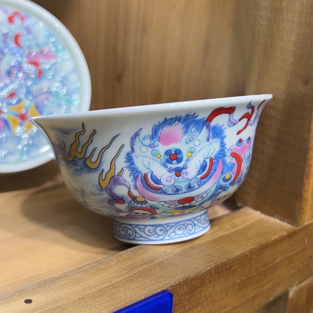 風****斗彩小唐狮主人杯