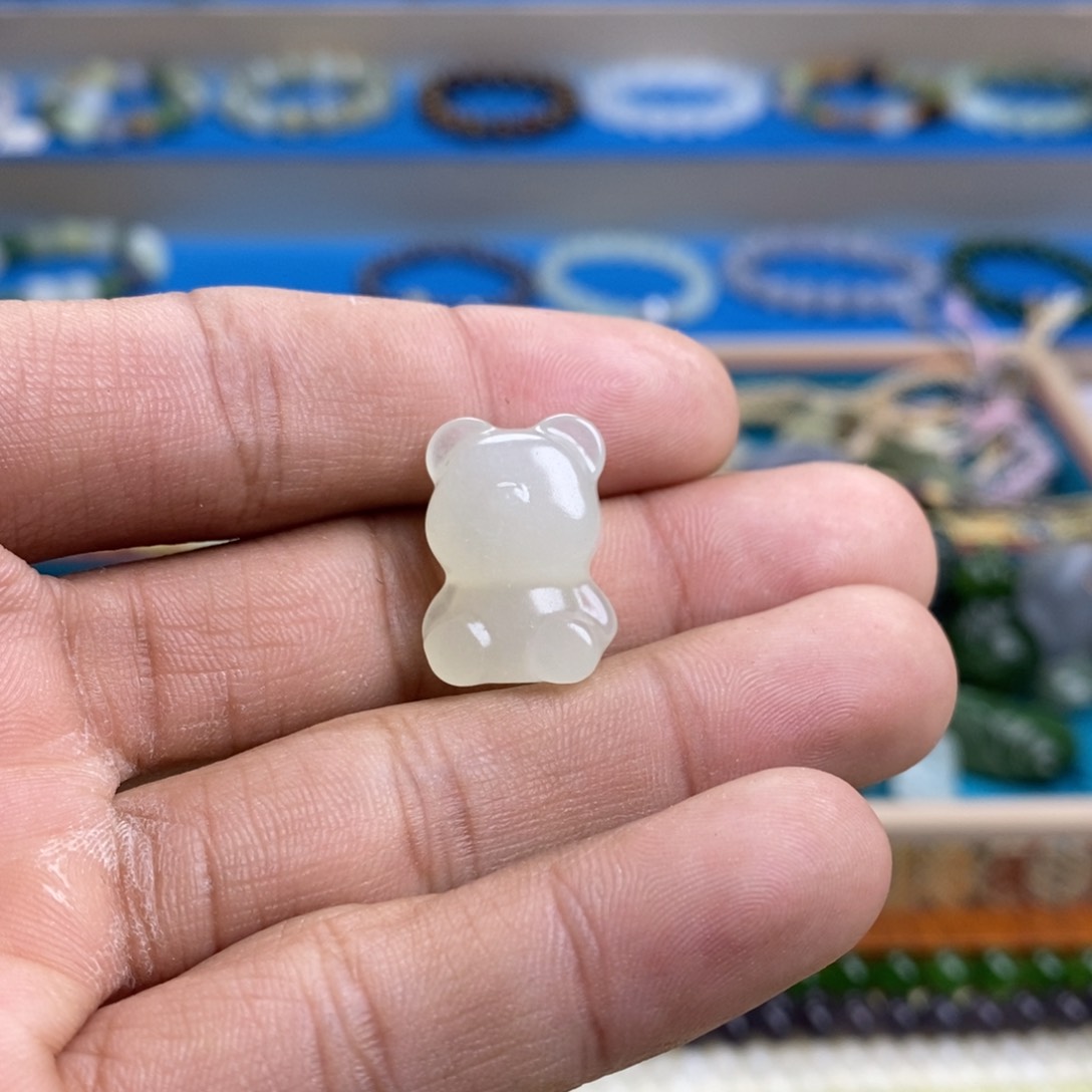 和田玉吊坠未镶嵌