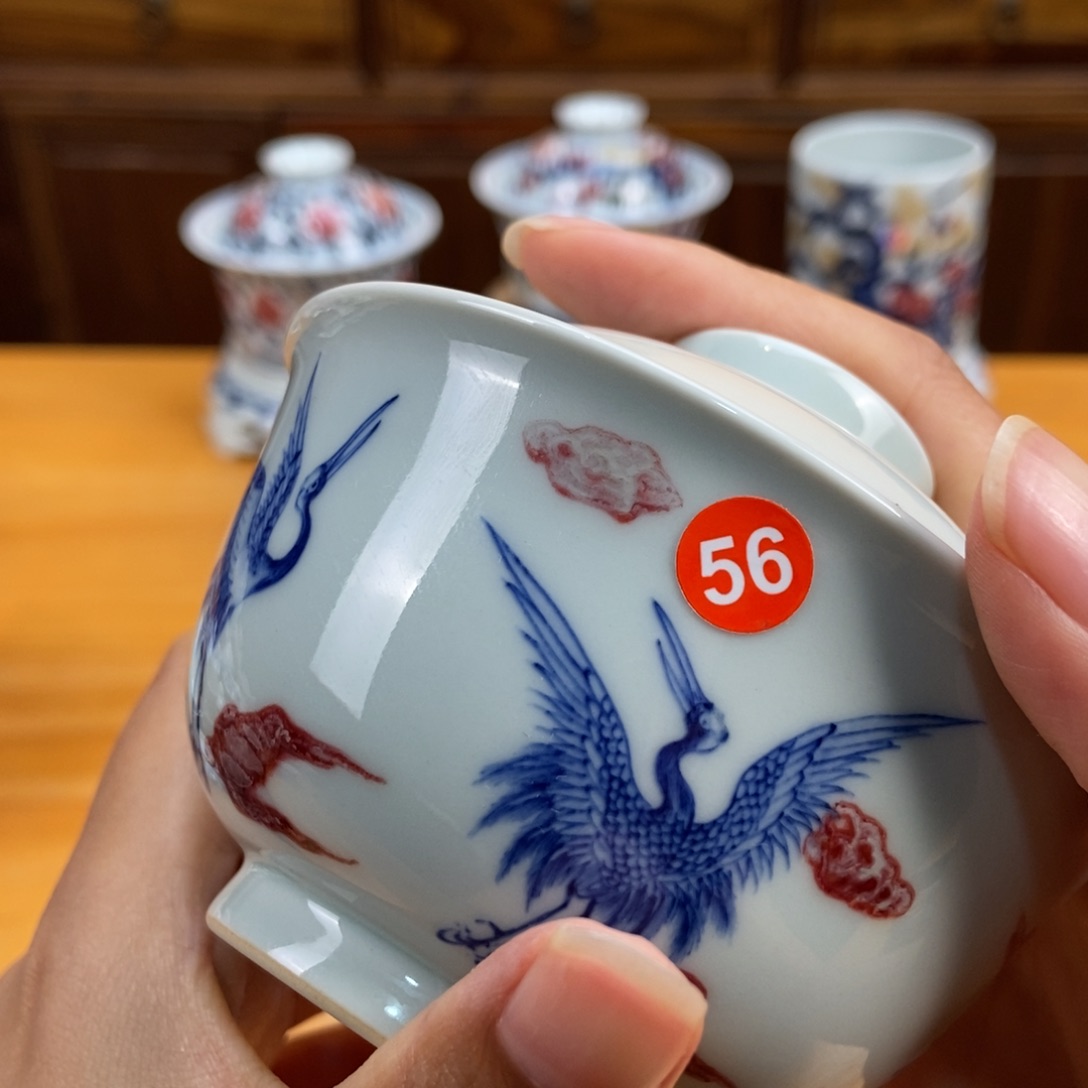 手绘现代茶具非古董嘿**?