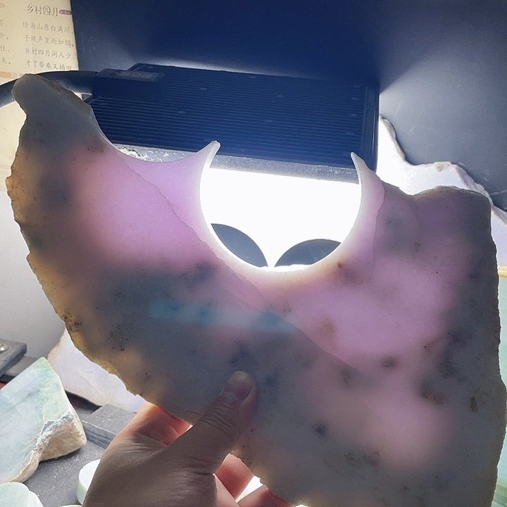翡翠颈饰未镶嵌毛料98