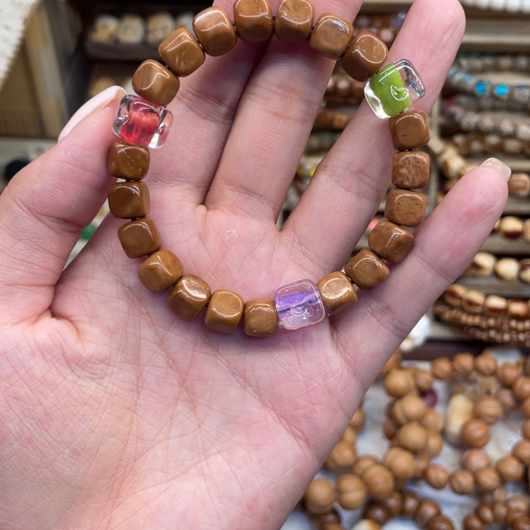 库克手串C****多库克六方