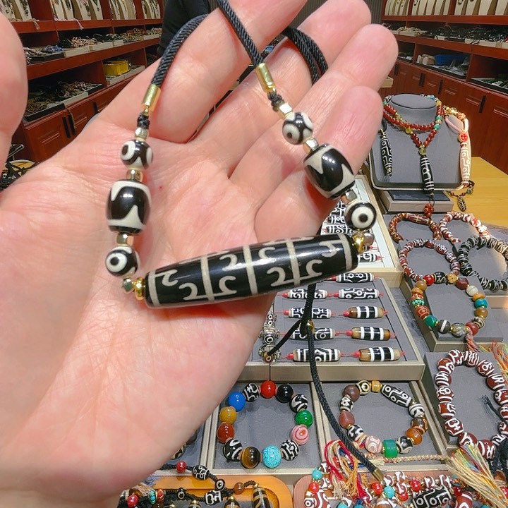 未镶嵌玛瑙/玉髓珠宝奇石