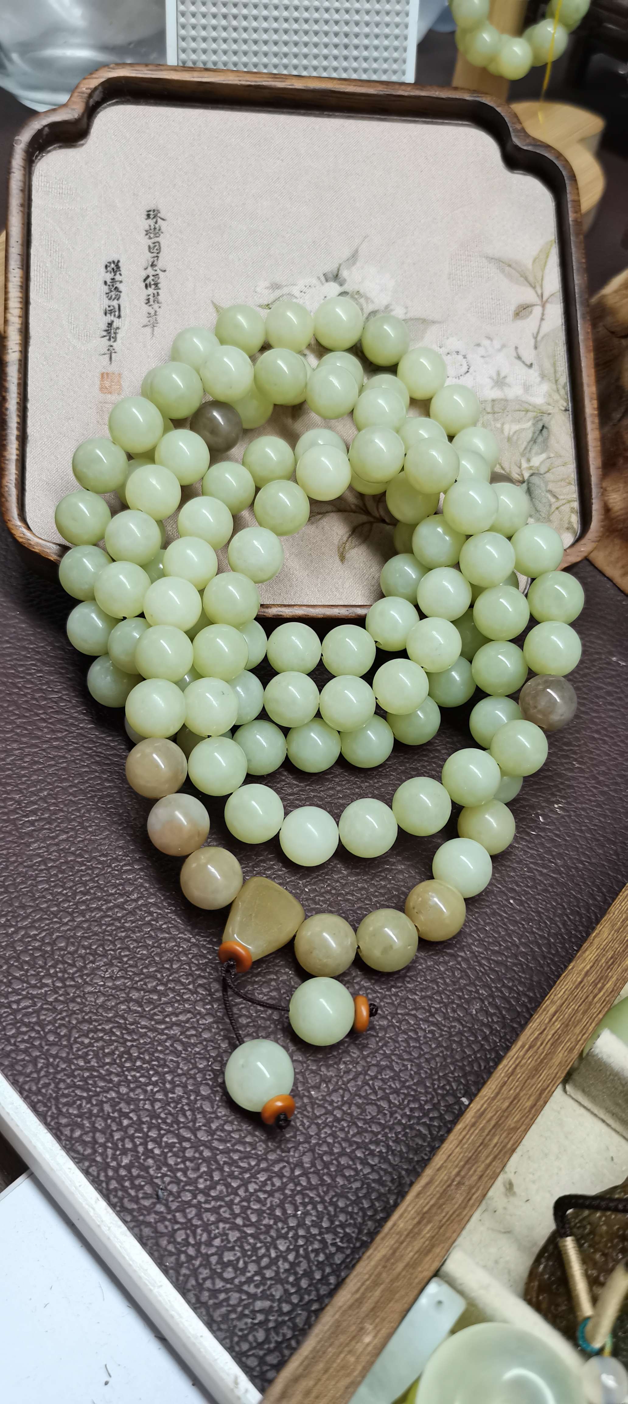 黄白老玉卡12手持108粒