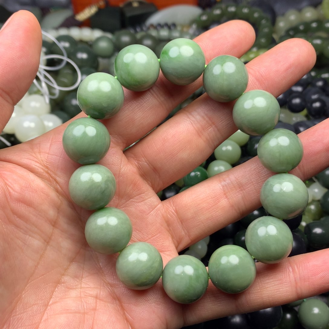 和田玉手链未镶嵌