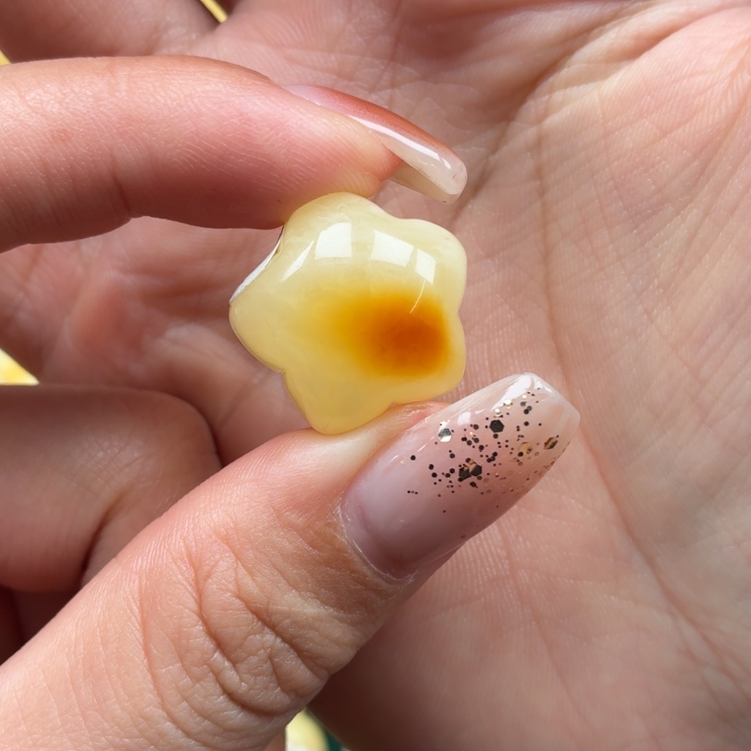 琥珀未镶嵌裸石蜜蜡