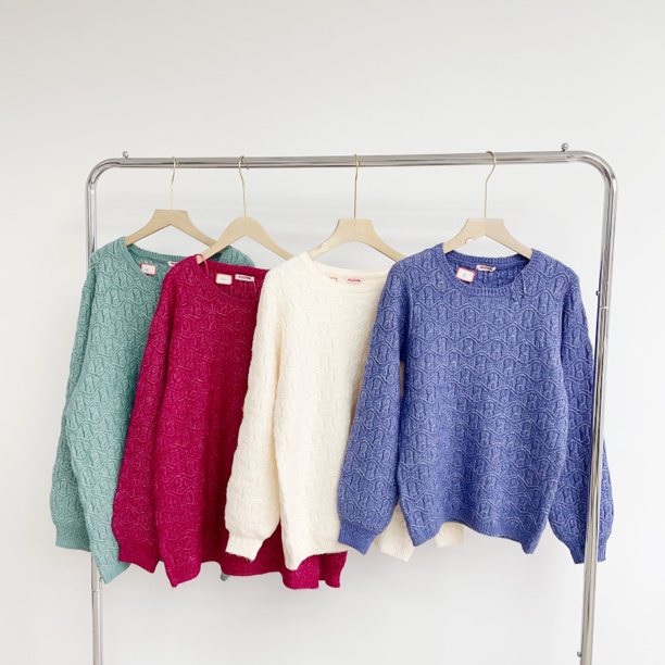 Z-6 四色波浪纹圆领细腻休闲针织毛衣