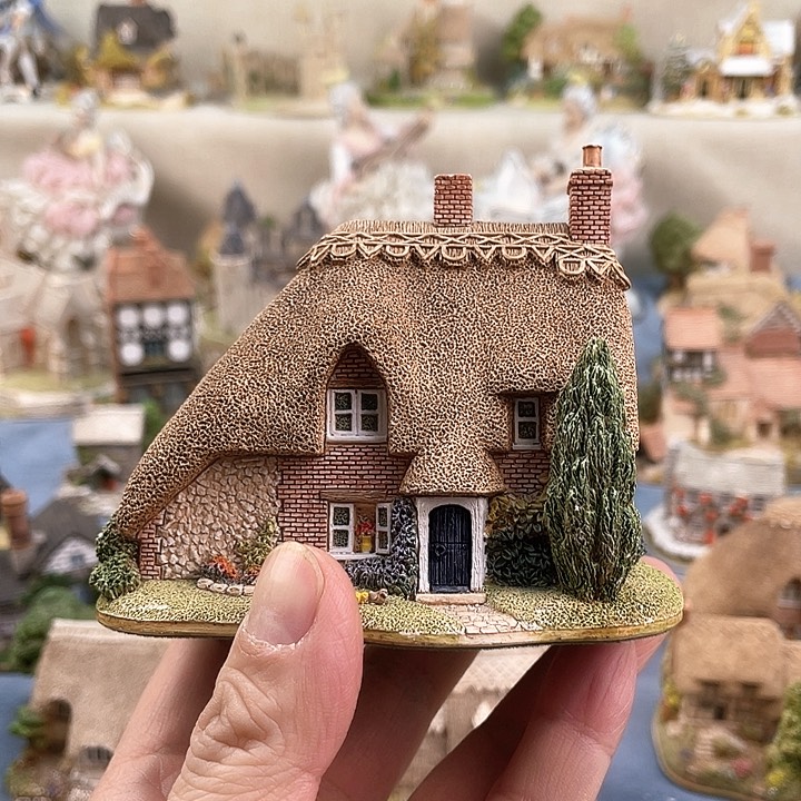 中古瓷器小房子盘子