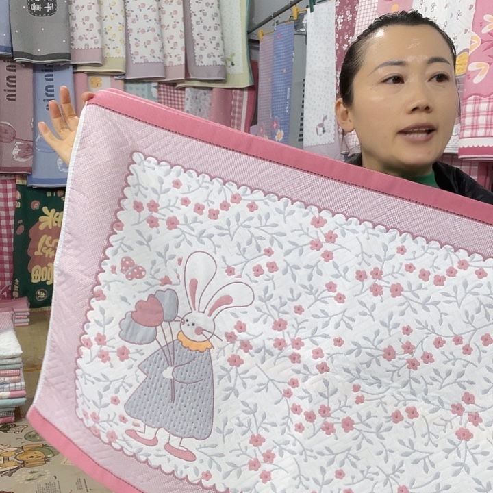 棉特价粉色花园兔