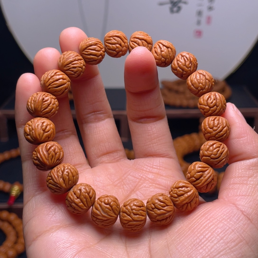 桃核吊坠1.2尺寸凤羽金蟾