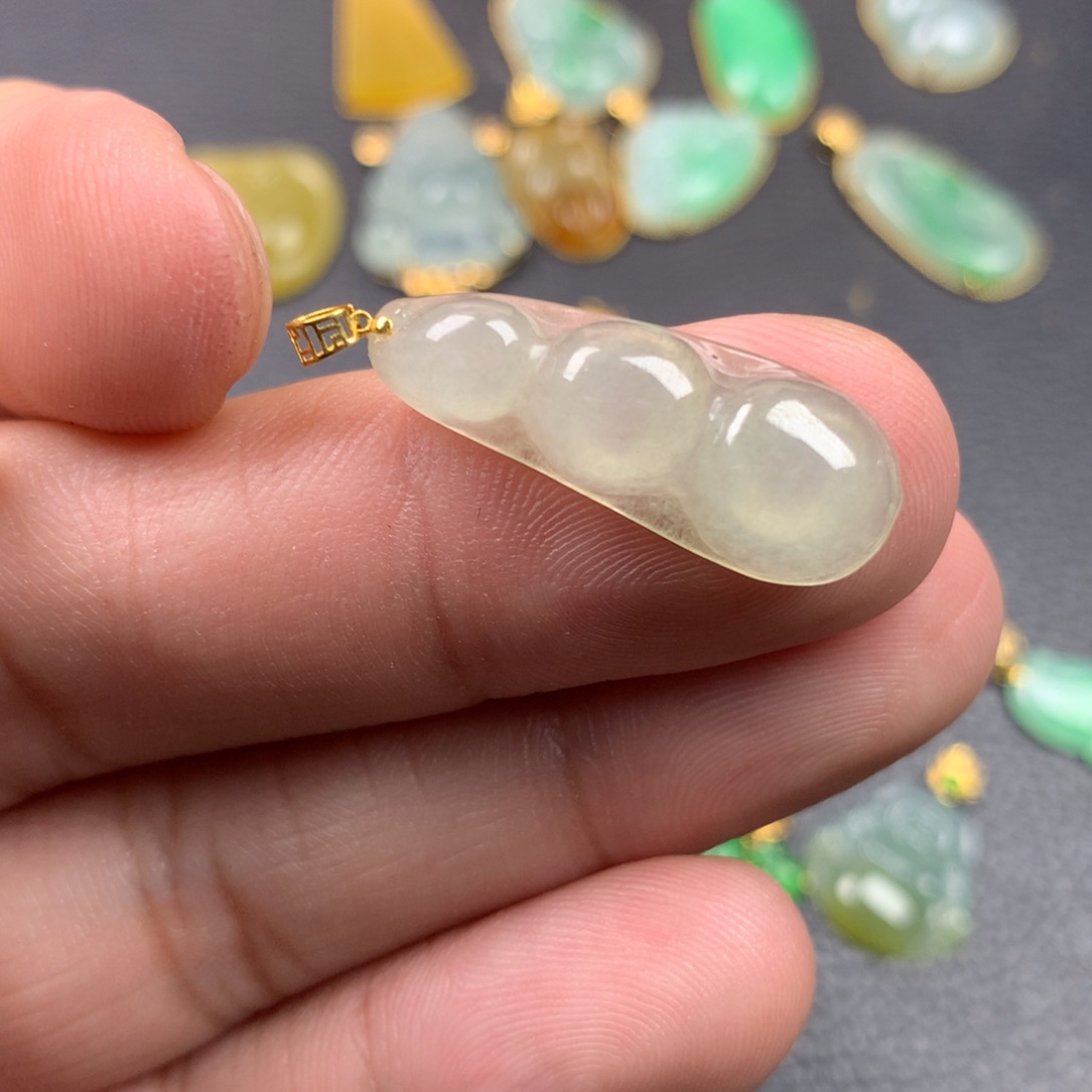 【闪购商品】颈饰18K金镶嵌翡翠翡翠