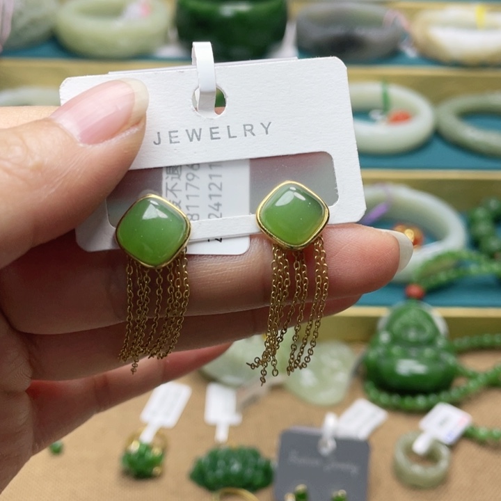 和田玉耳钉银S925镶嵌