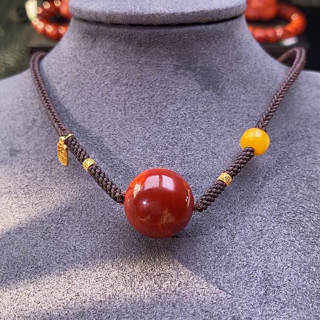 南红玛瑙未镶嵌四川凉山牛血红单珠项链18.5mm