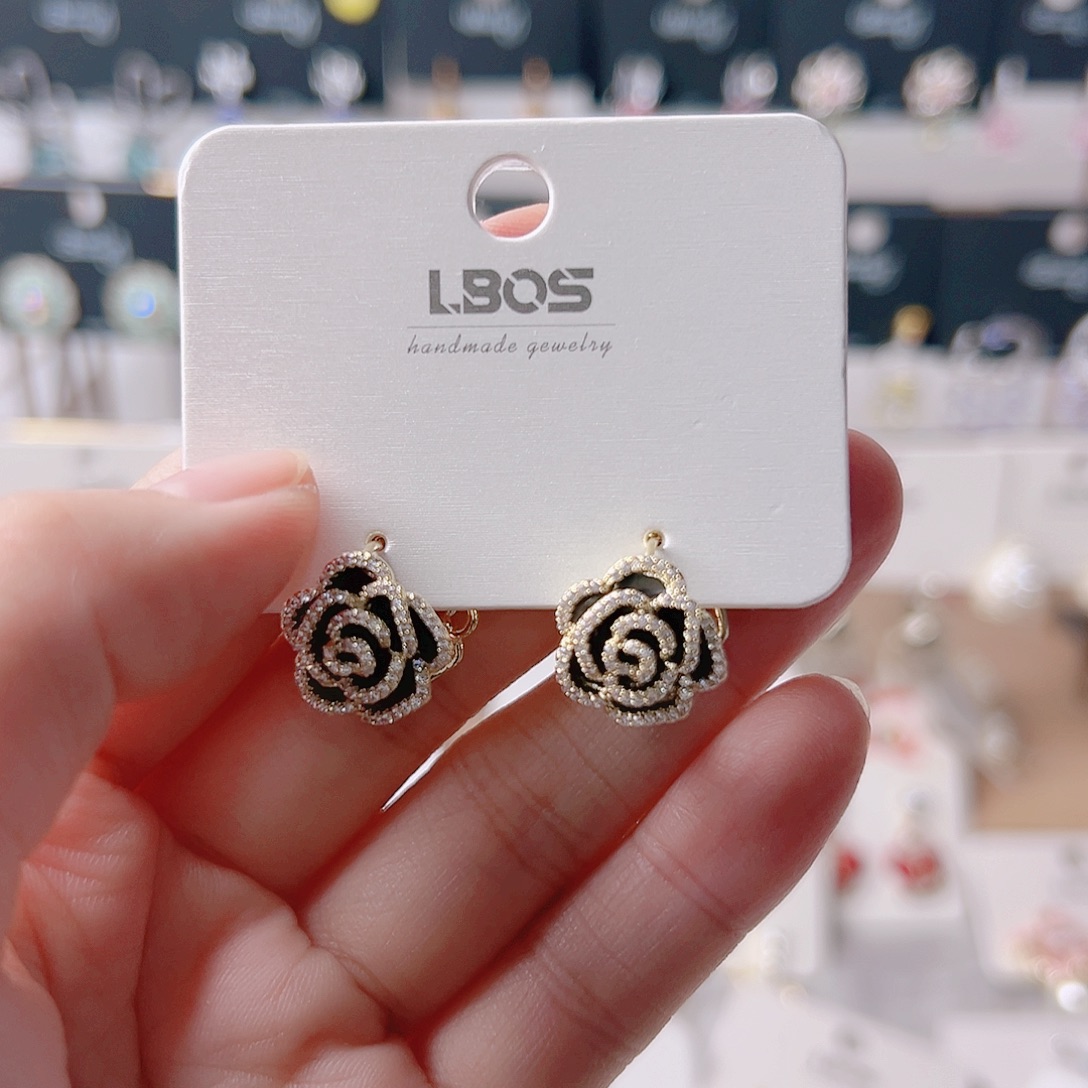 锆石纯铜合金耳环的