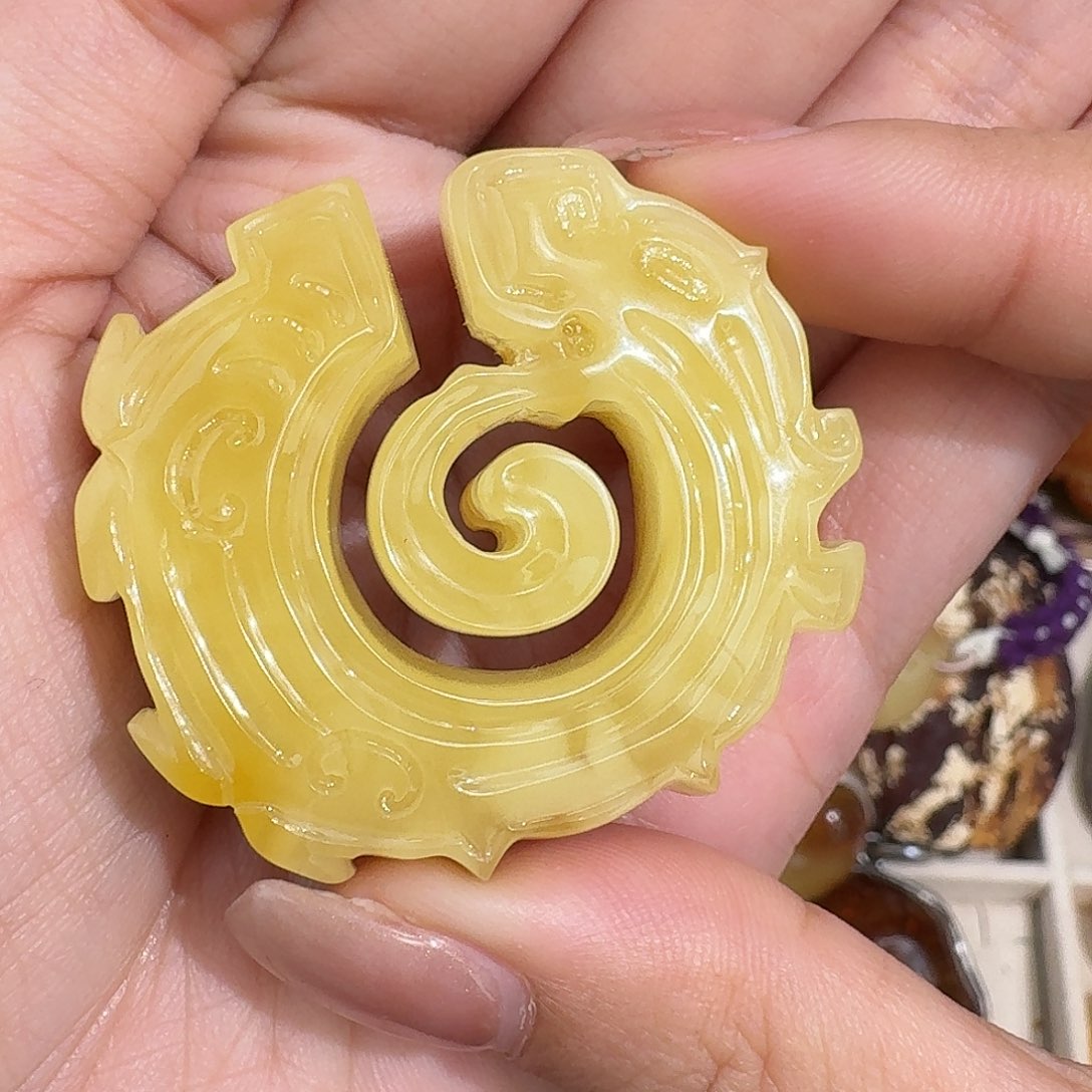 青***黛琥珀未镶嵌裸石你