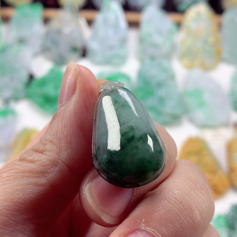 【闪购商品】翡翠吊坠(不含链)未镶嵌