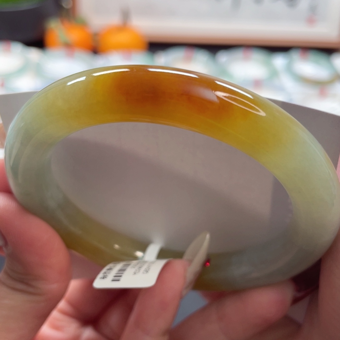 【闪购商品】翡翠手镯未镶嵌浓郁黄加绿圆条58+，11号