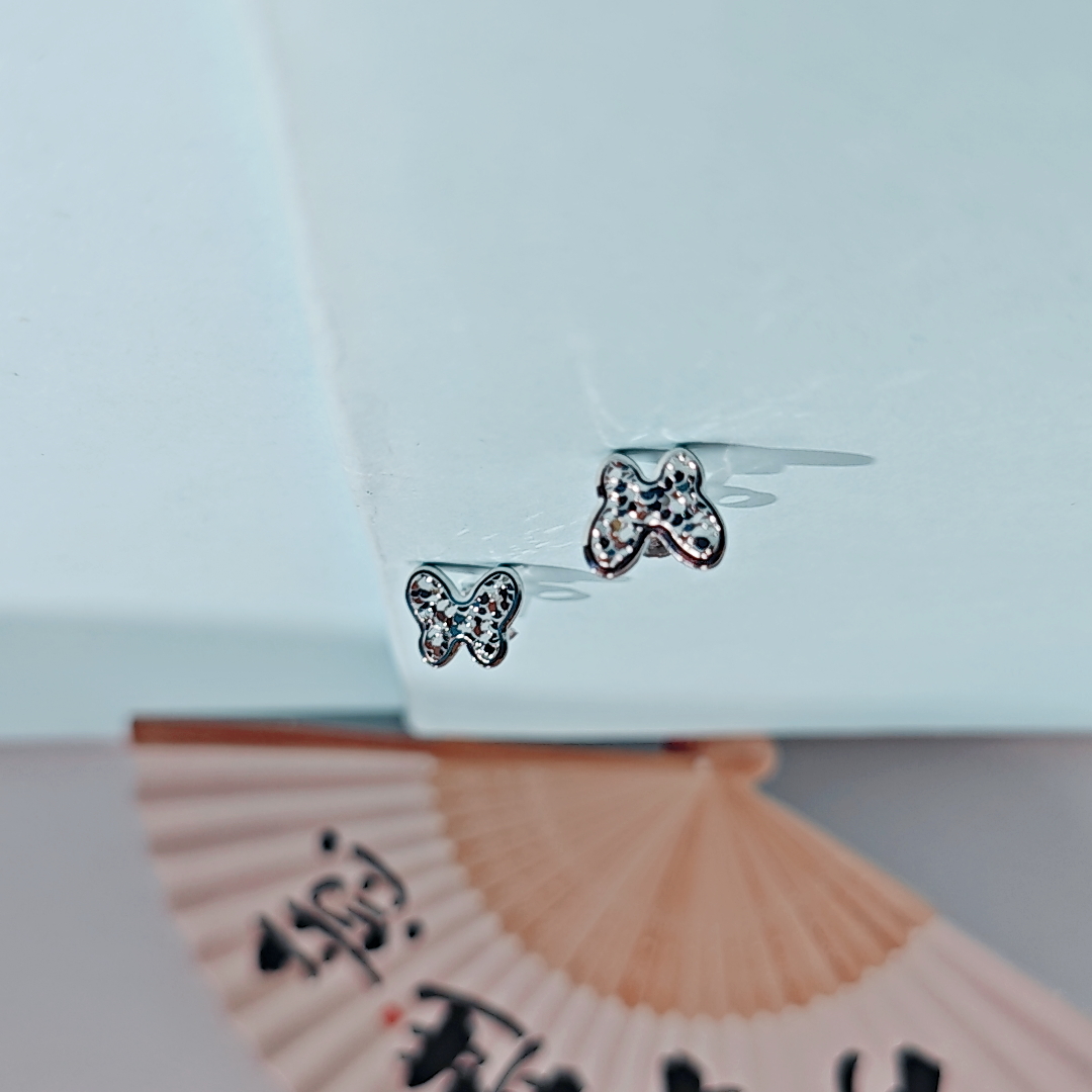 PT950 铂金耳饰 碎碎金蝴蝶耳钉 N 27025