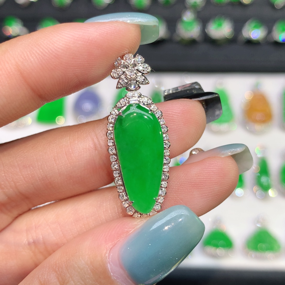 翡翠18K金镶嵌吊坠(不含链)