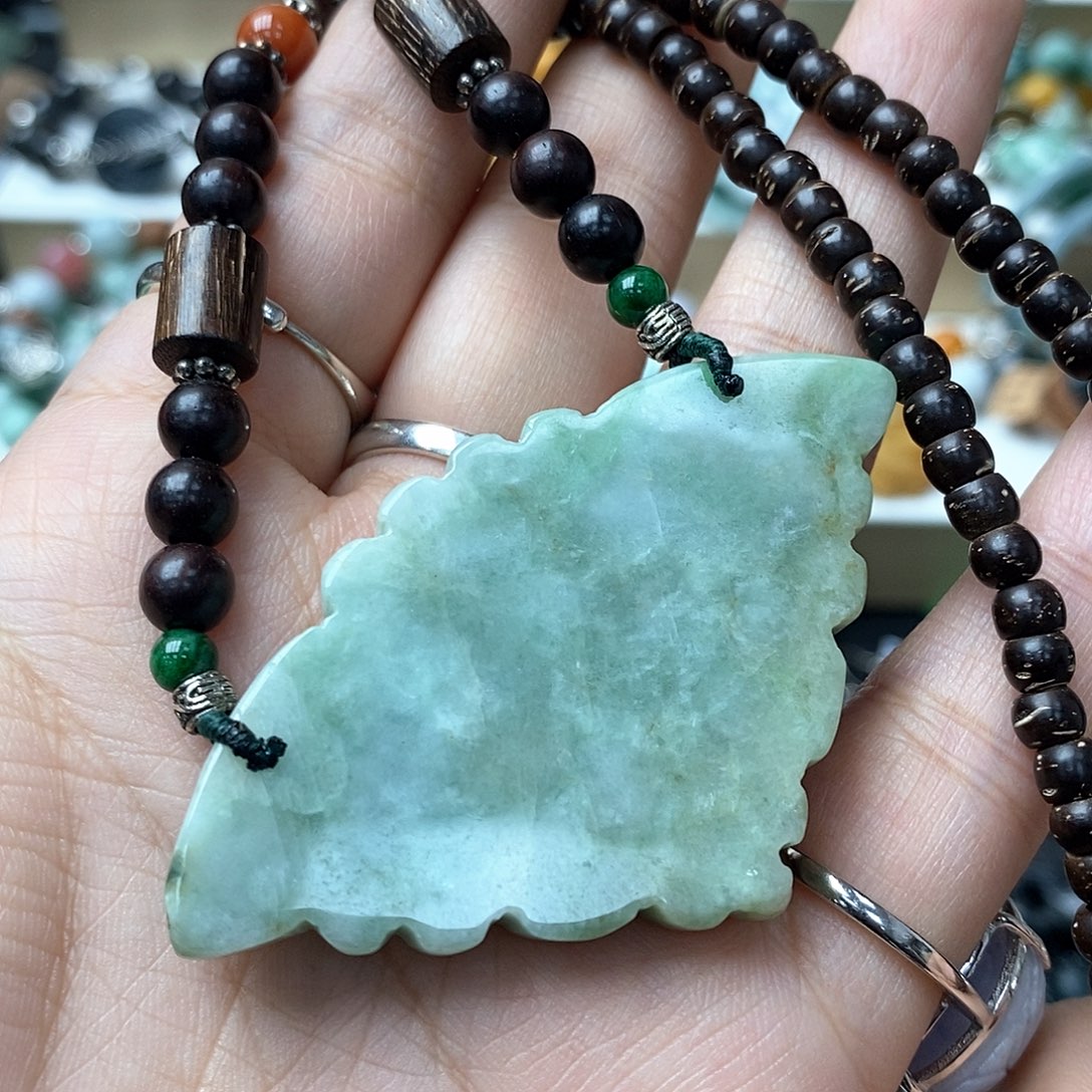 翡翠戒指未镶嵌炸