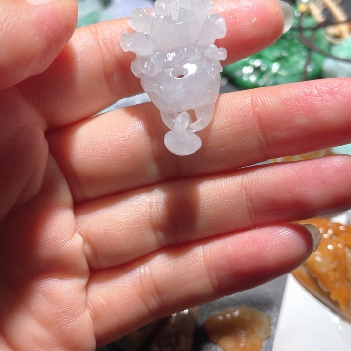 【闪购商品】翡翠颈饰未镶嵌天然翡翠