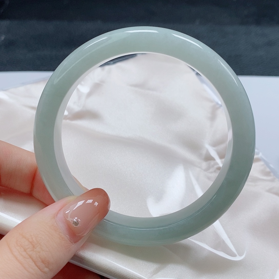 【闪购商品】未镶嵌手镯翡翠496号