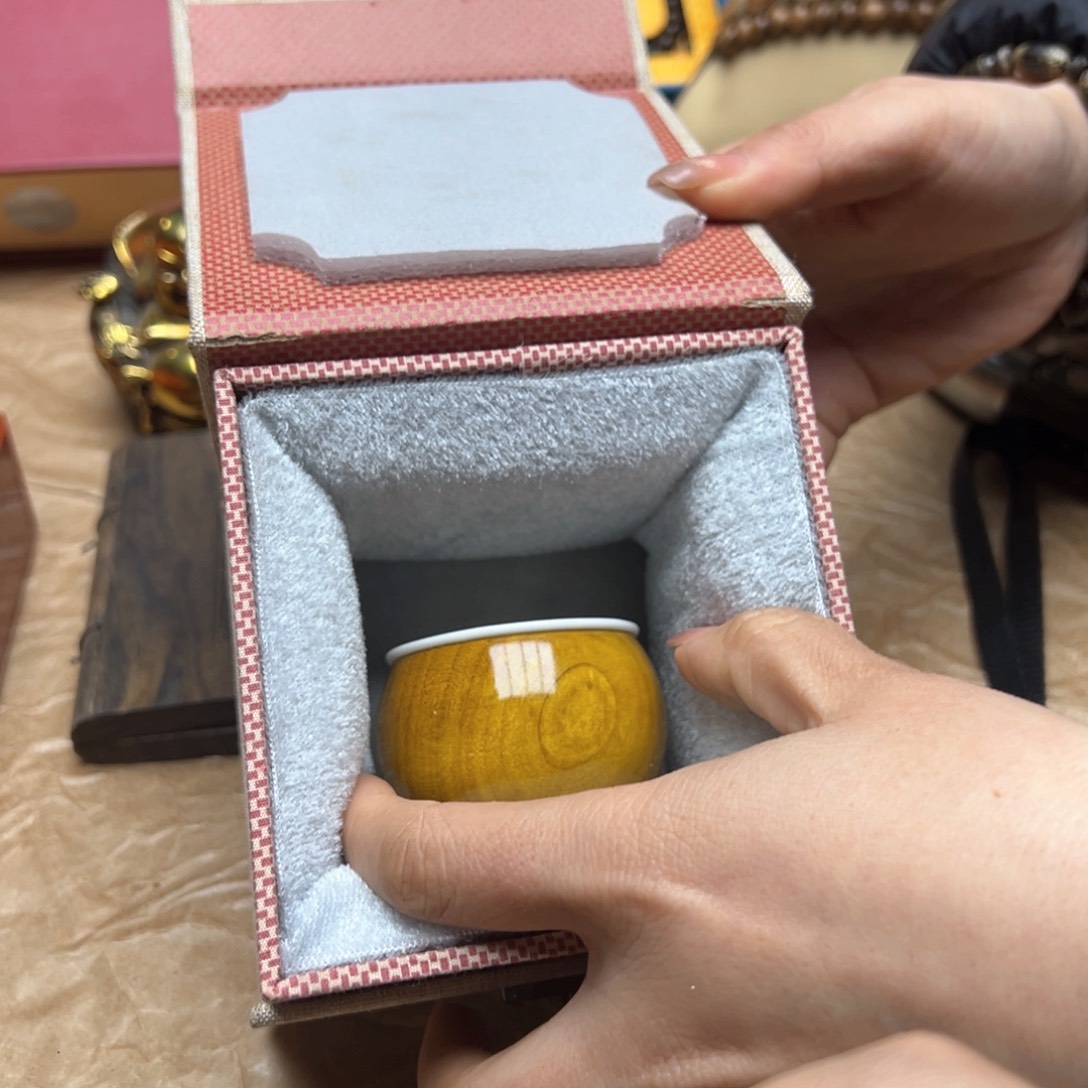 大叶紫檀（黑酸枝木类）