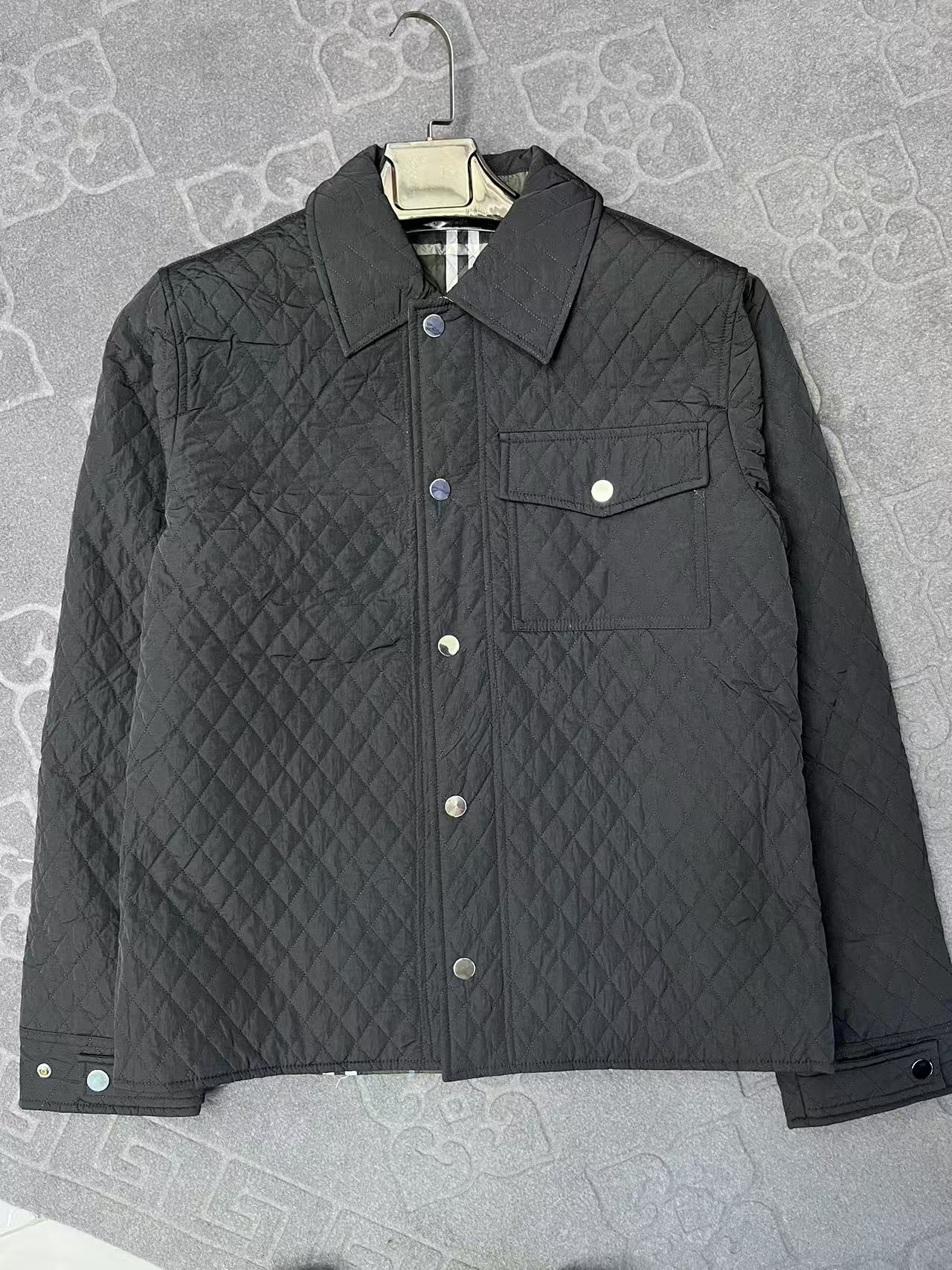 B29 男士休闲双面翻领棉服