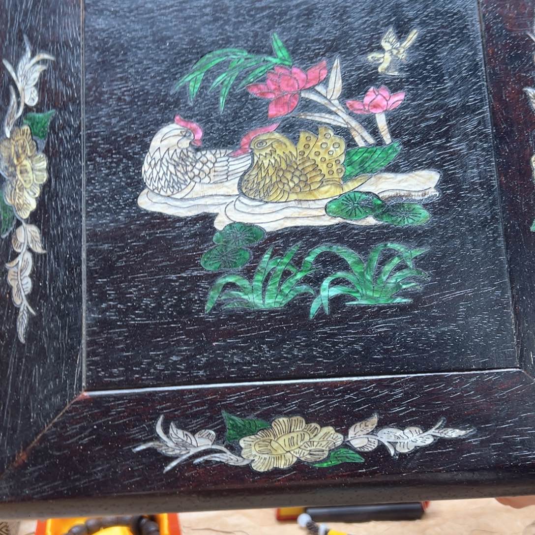 大叶紫檀（黑酸枝木类）