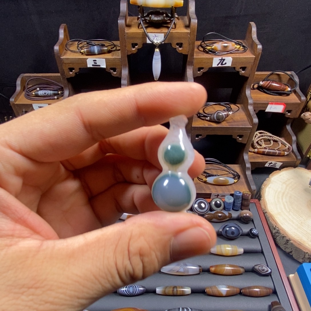 玛瑙/玉髓合金颈饰