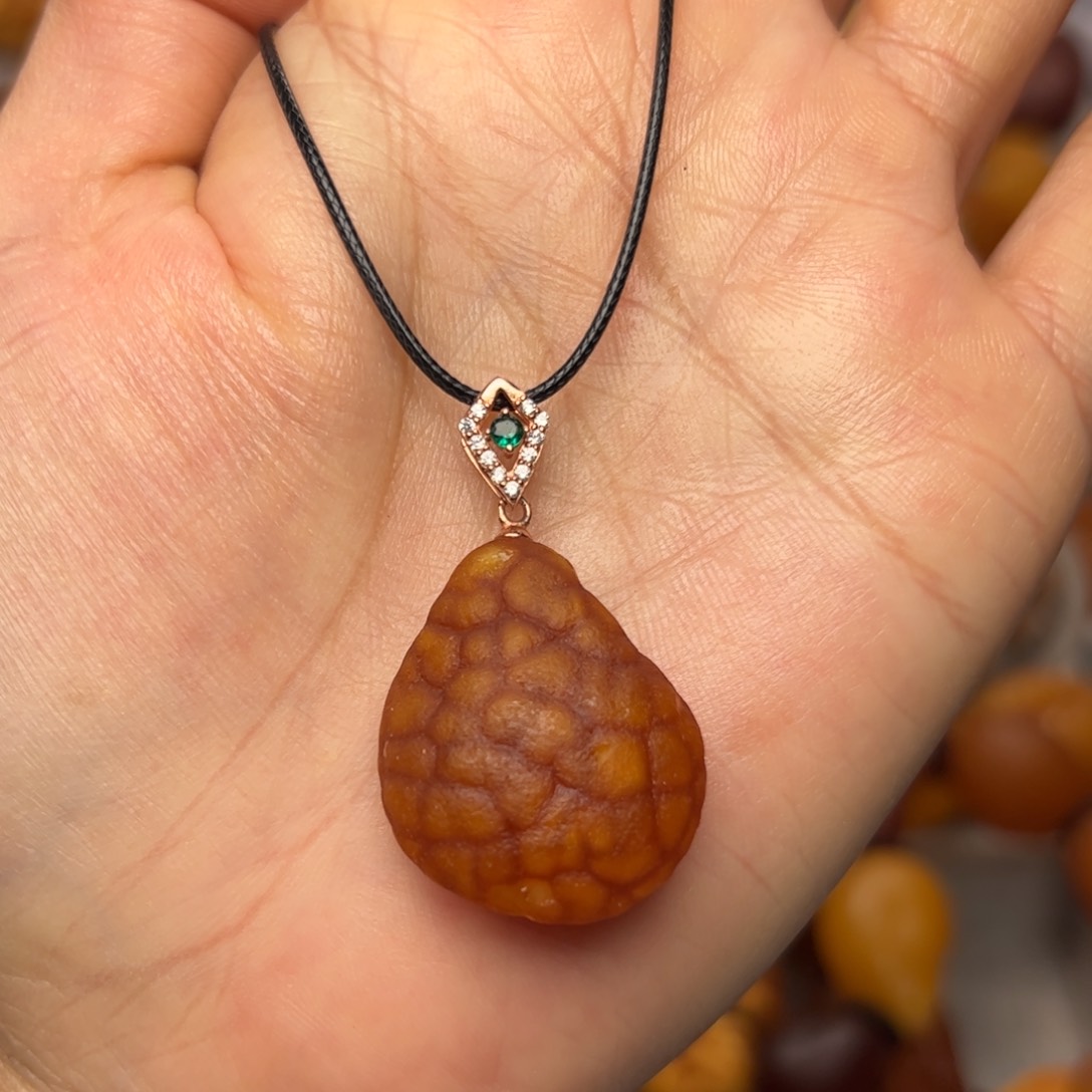 琥珀裸石未镶嵌天然蜜蜡