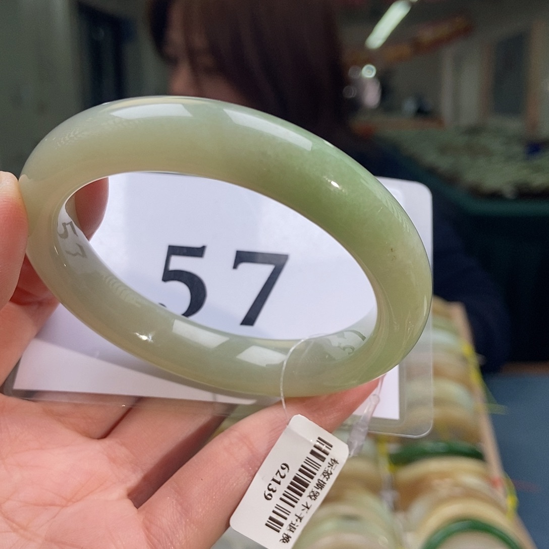 和田玉（翠青玉）手镯未镶嵌